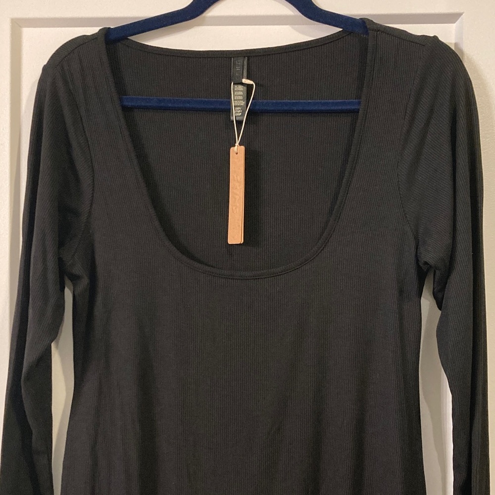 SKIMS NWT Soft, Long-Sleeve, Ribbed, Versatile Black Maxi Dress - Picture 3 of 5